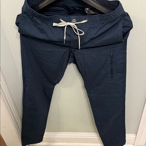 Vuori Men's Dark Blue Joggers with Drawstring